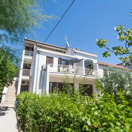 Appartement Baricic App.2 *